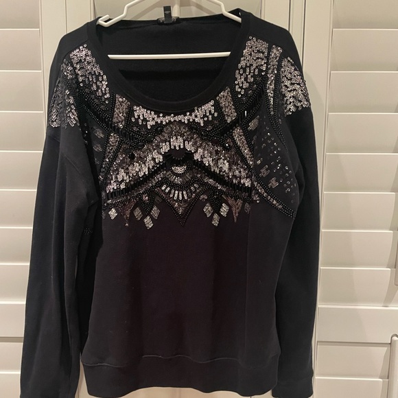 Woman’s embellished crew neck - Picture 2 of 3